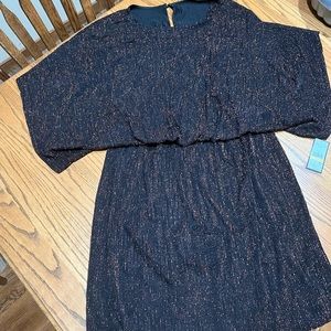 Jessica Howard size 16W black with copper metallic stripes.  Short dress